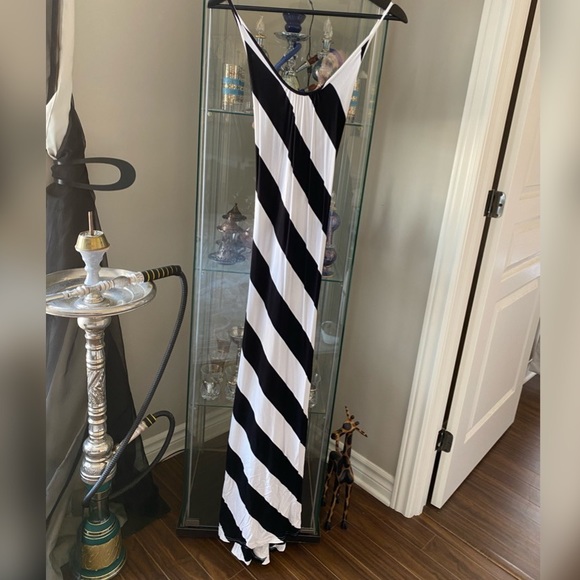 New black and white maxi dress - Picture 1 of 5